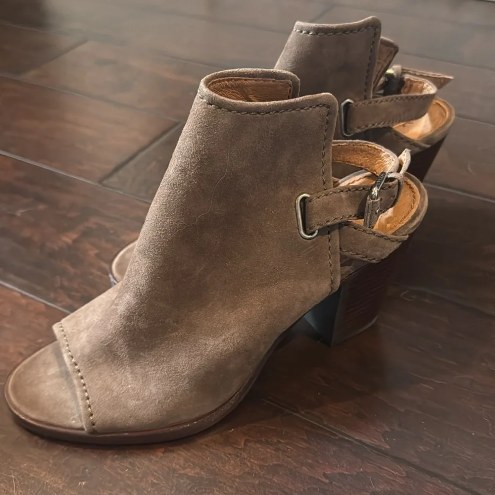 Frye peeptoe suede heels - Picture 1 of 6